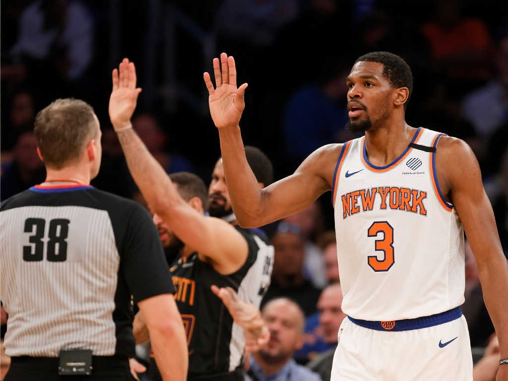 尼克斯34-19罚球差距引发争议！锡伯杜赛后痛斥裁判判罚不公